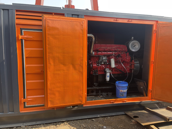 加查哪些因素会影响 200KW 柴油发电机的燃油消耗率？