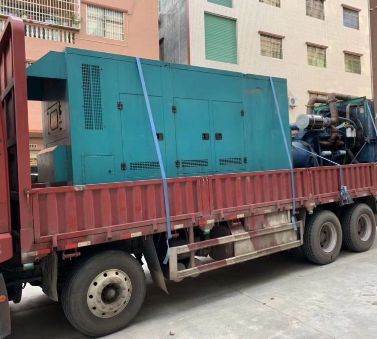 加查如何在不同负载率下确保 400KW 柴油发电机组的正常运行？
