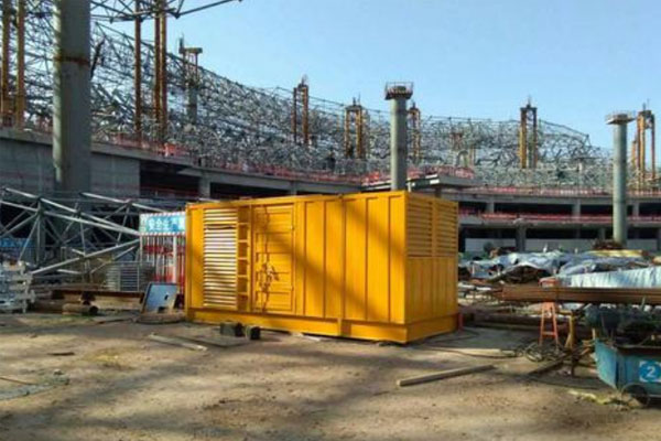 加查发电机出租如何判断空气滤清器是否需要更换？