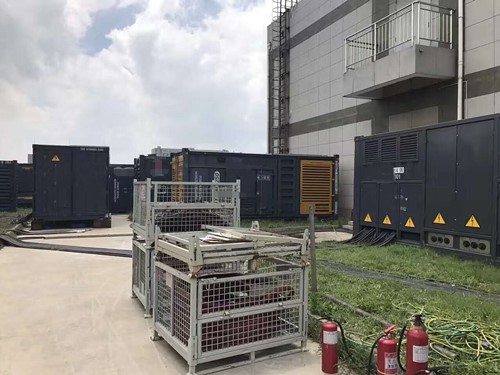加查除了定期检查，还有哪些方法可以及时发现接触式转速表探头的磨损？